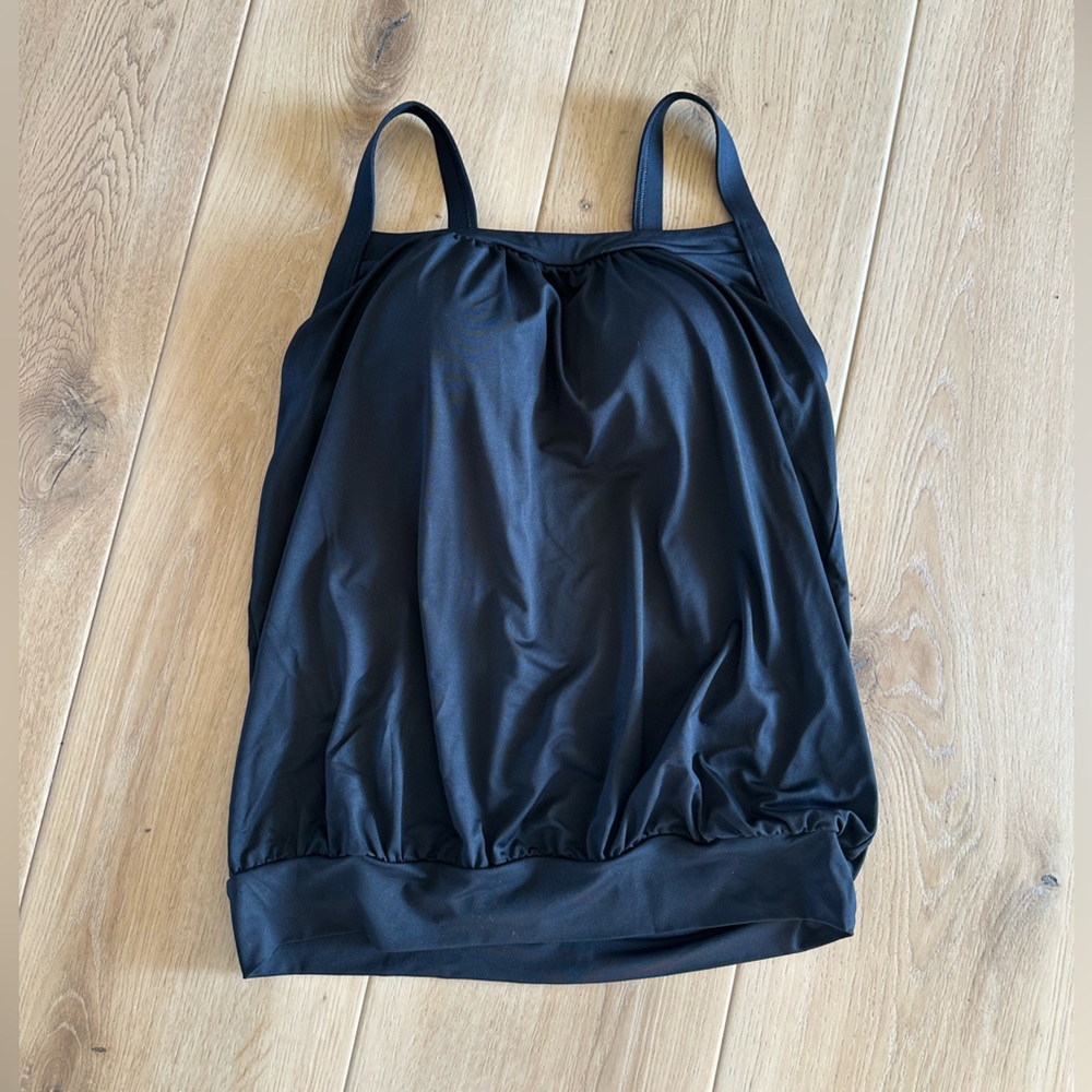 Lands End - Women’s Blouson Tankini Top (Size 6 / D-cup)